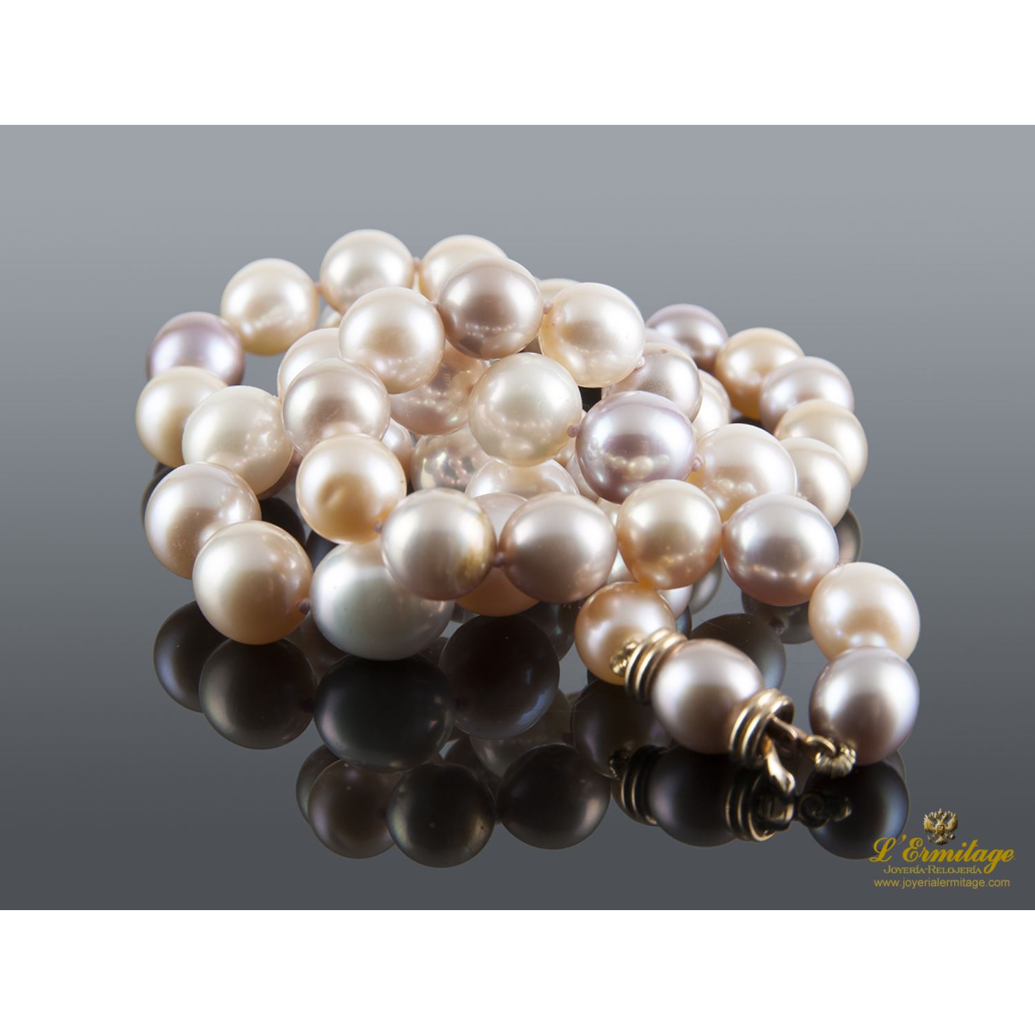 Collar perlas cultivadas broche oro amarillo