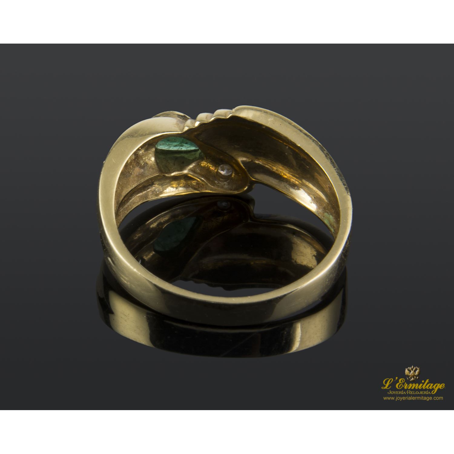 Sortija oro amarillo esmeralda y diamantes