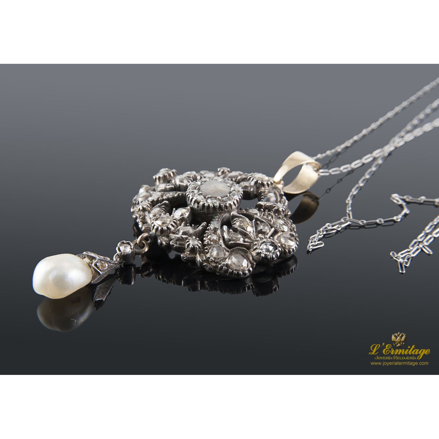 Gargantilla antigua oro bajo perla y diamantes talla antigua