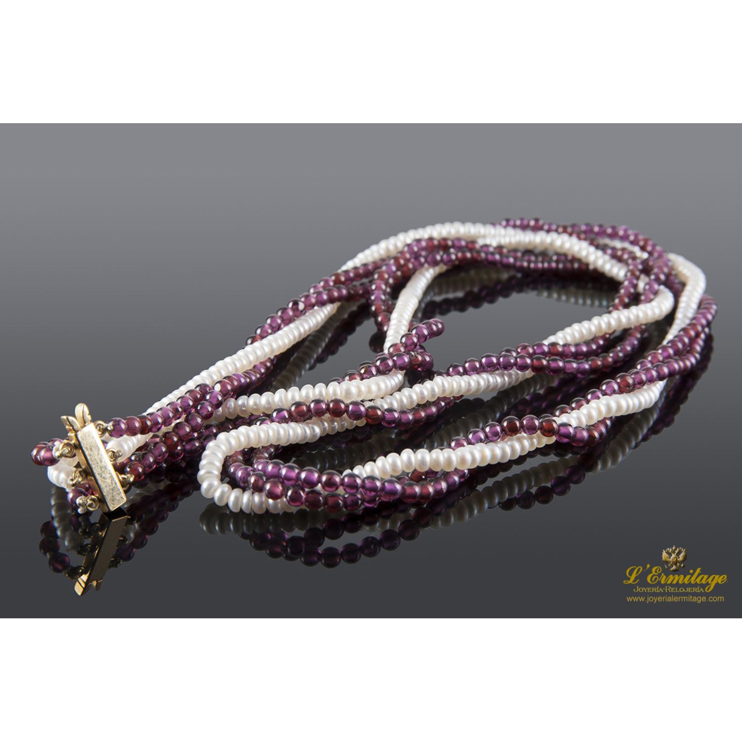 Gargantilla perlas y coral