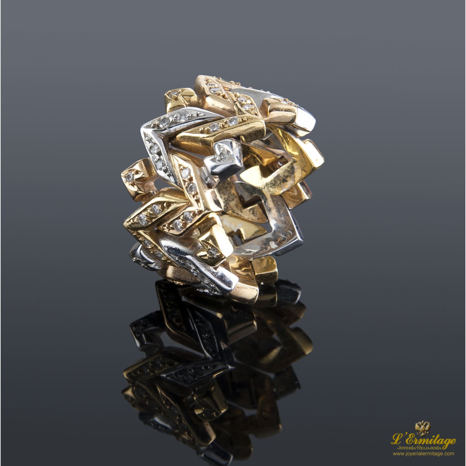 Sortija oro amarillo ancha y diamantes 