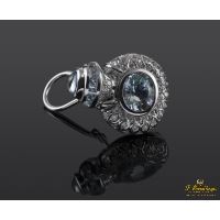Pendientes oro blanco aguamarinas y diamantes.