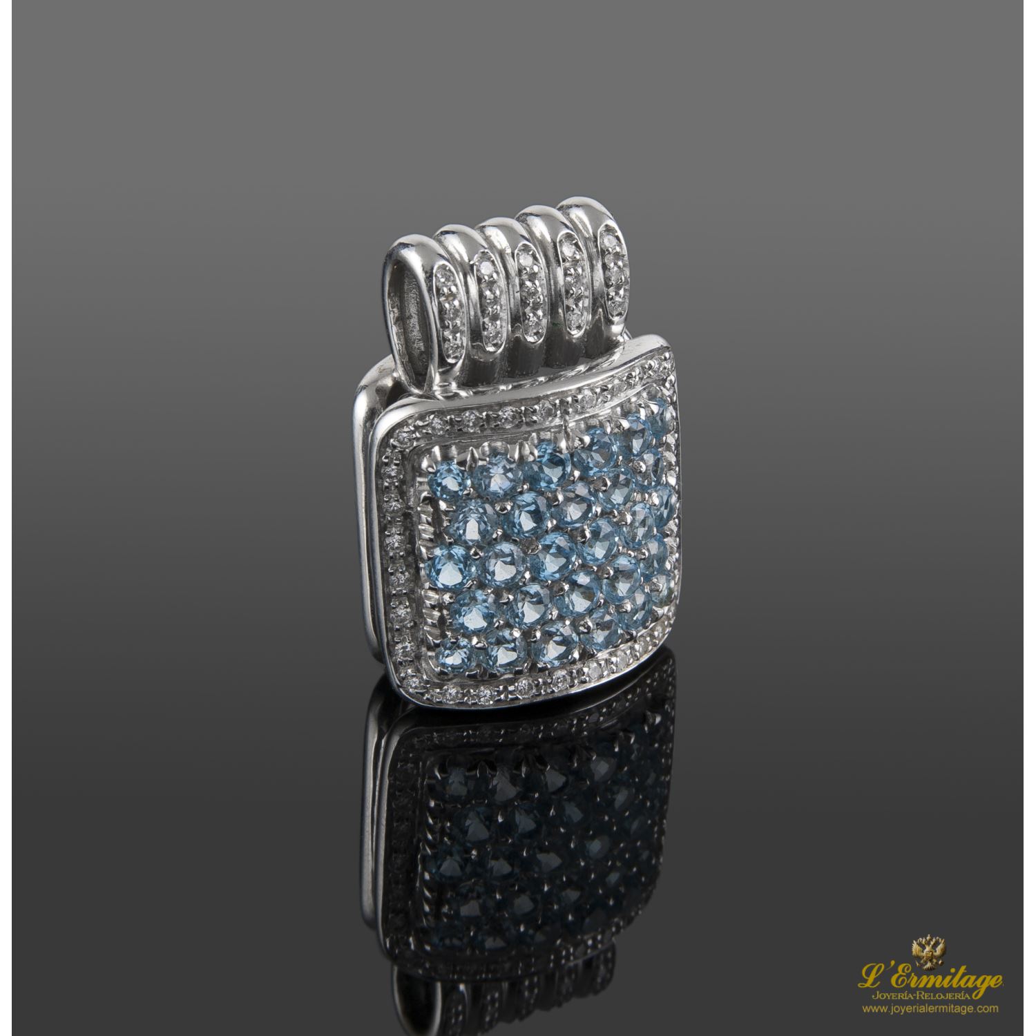 Colgante oro blanco y citrinos