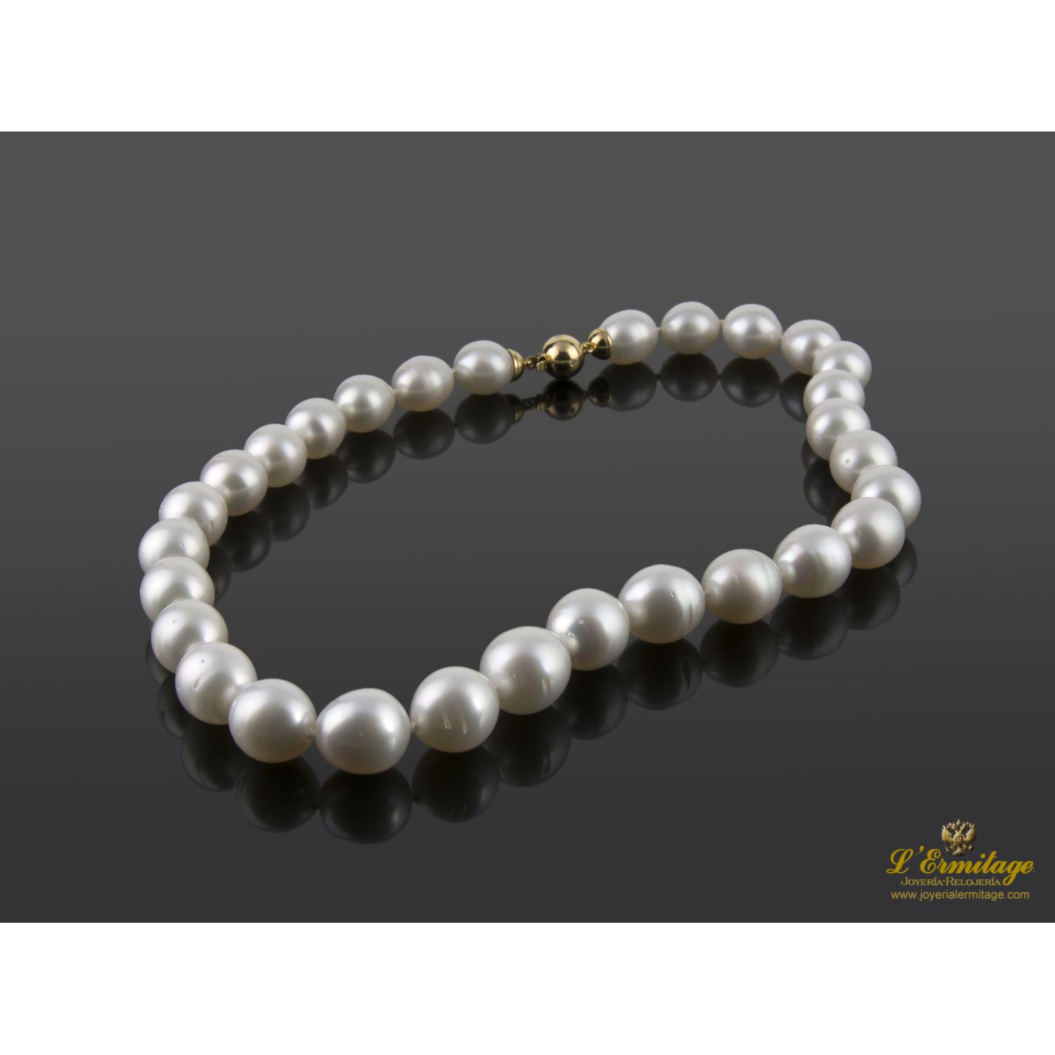 Collar perlas australianas en degradé. 45 Cm largo.