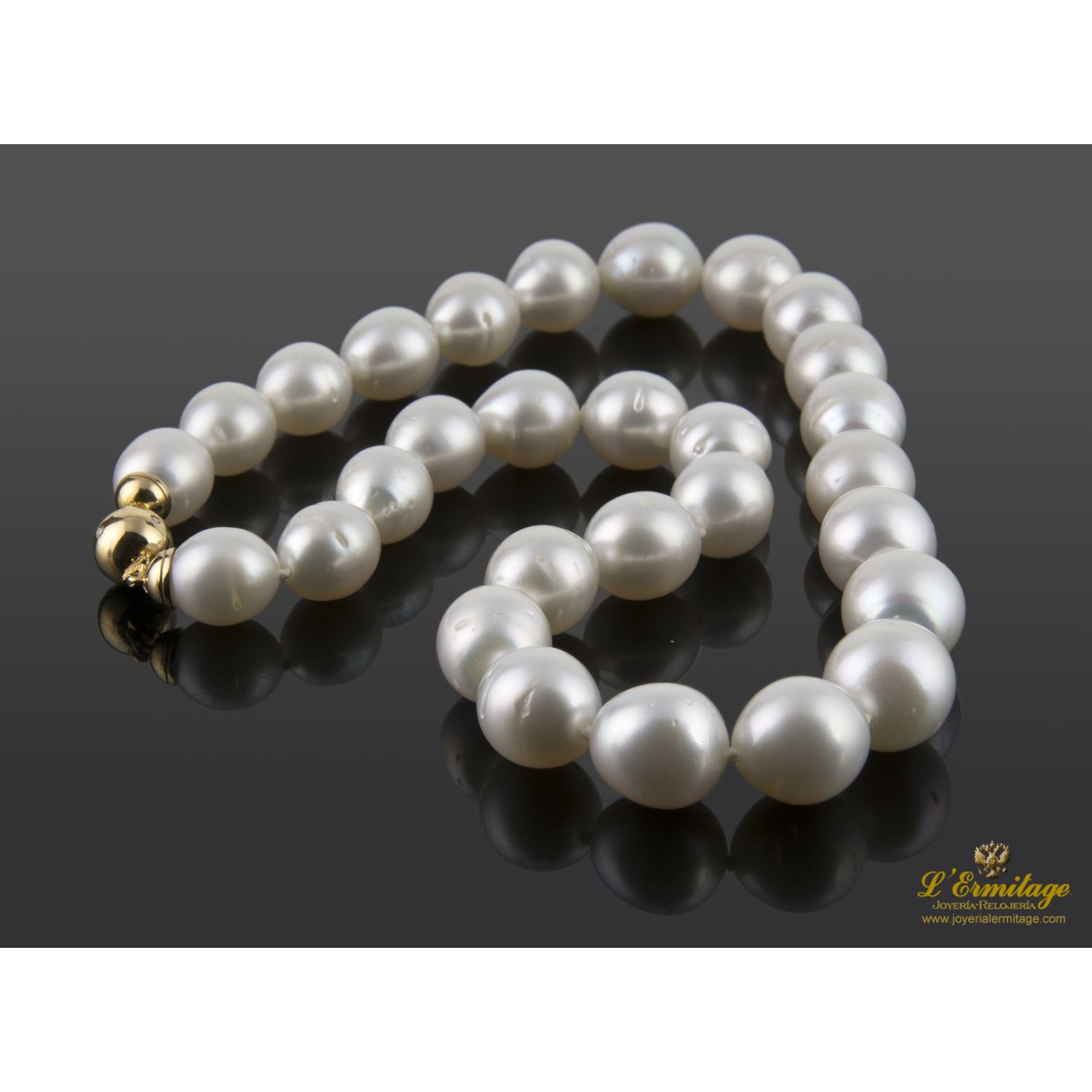 Collar perlas australianas en degradé. 45 Cm largo.