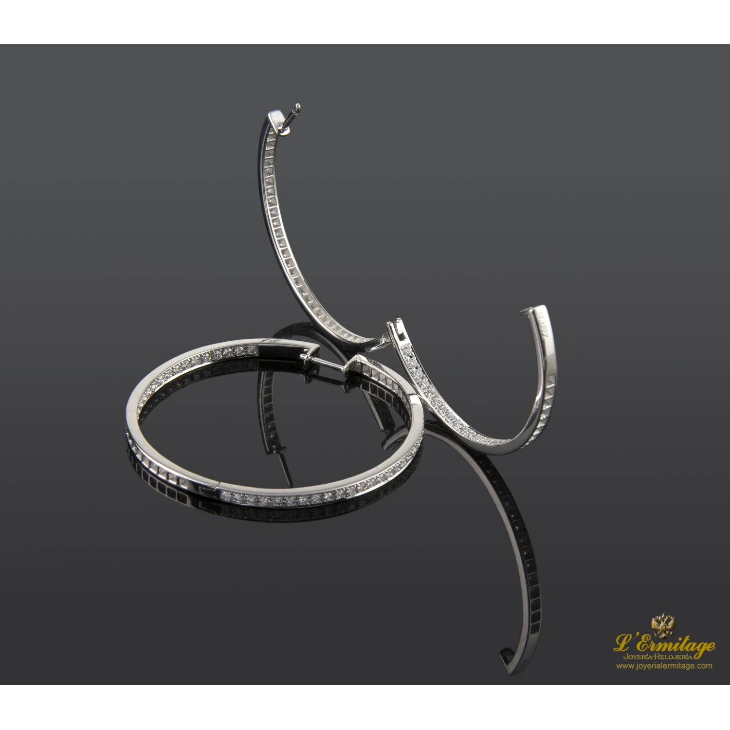 Pendientes oro blanco y diamantes criollas