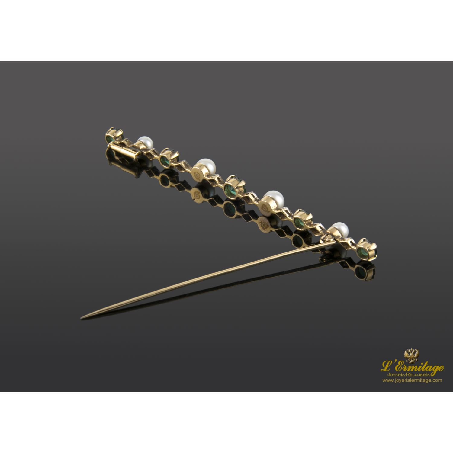 Broche-alfiler oro amarillo esmeraldas perlas y diamantes talla antigua