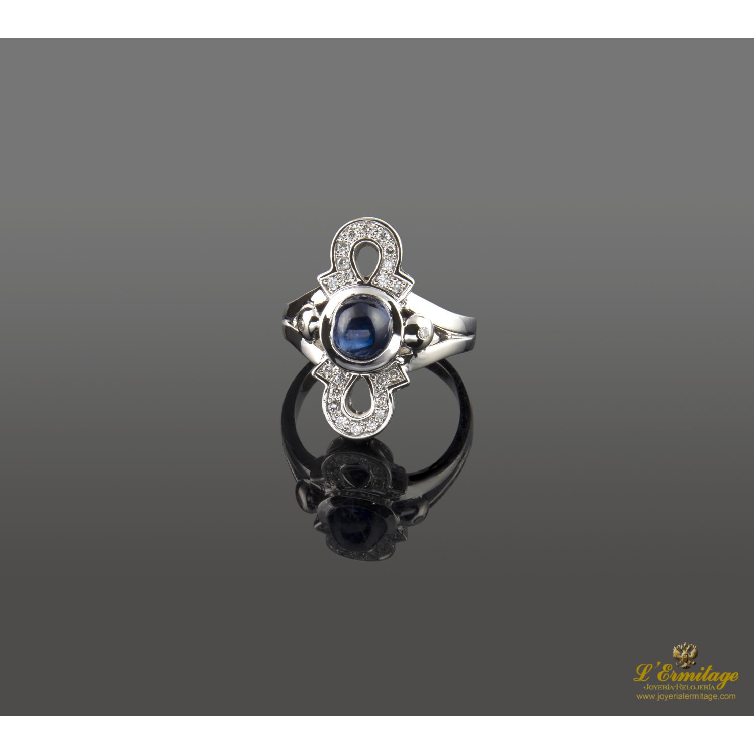 Sortija oro blanco zafiro y diamantes