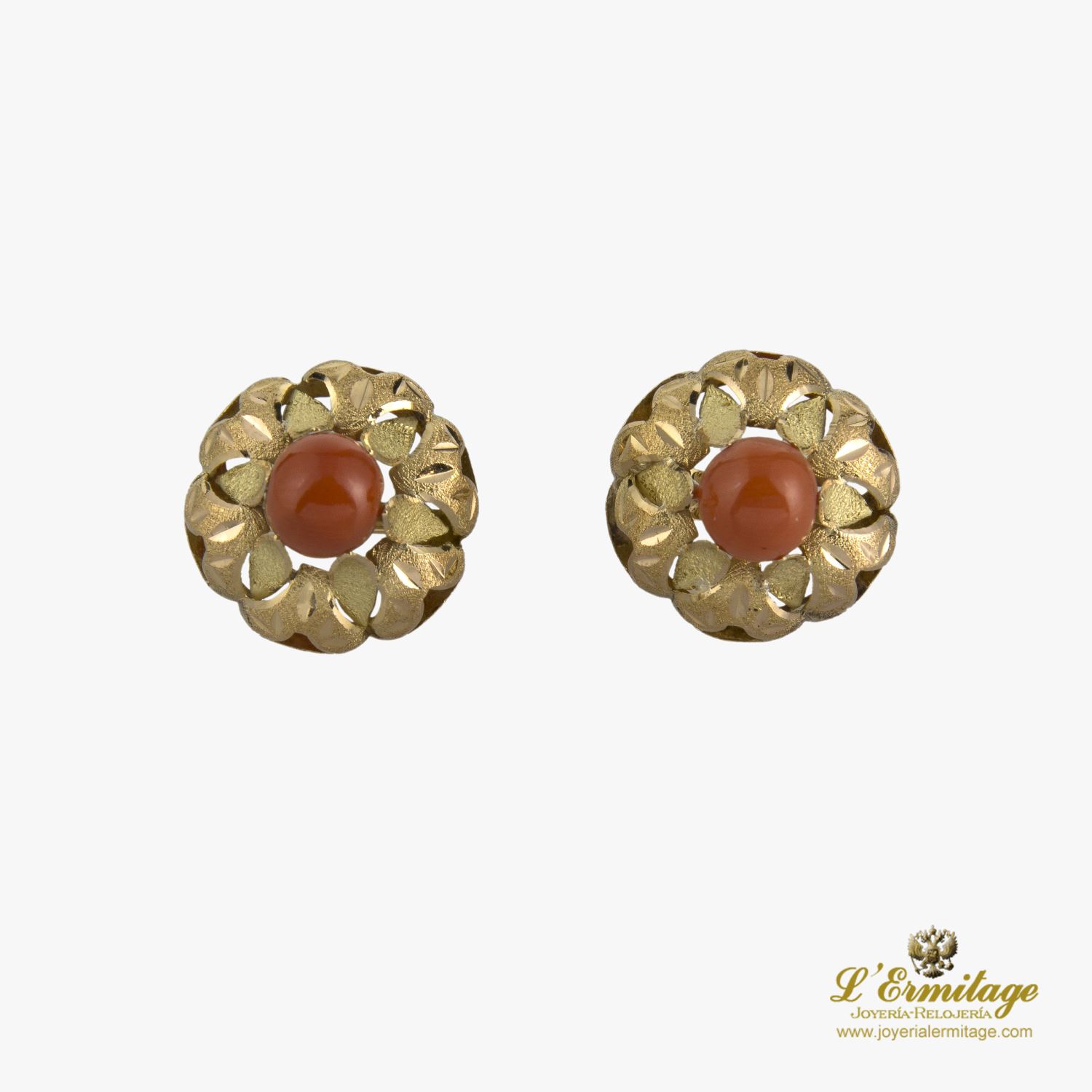 Pendientes oro amarillo y coral