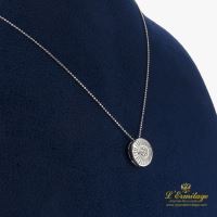 Collar en oro blanco con con colgante de brillantes.