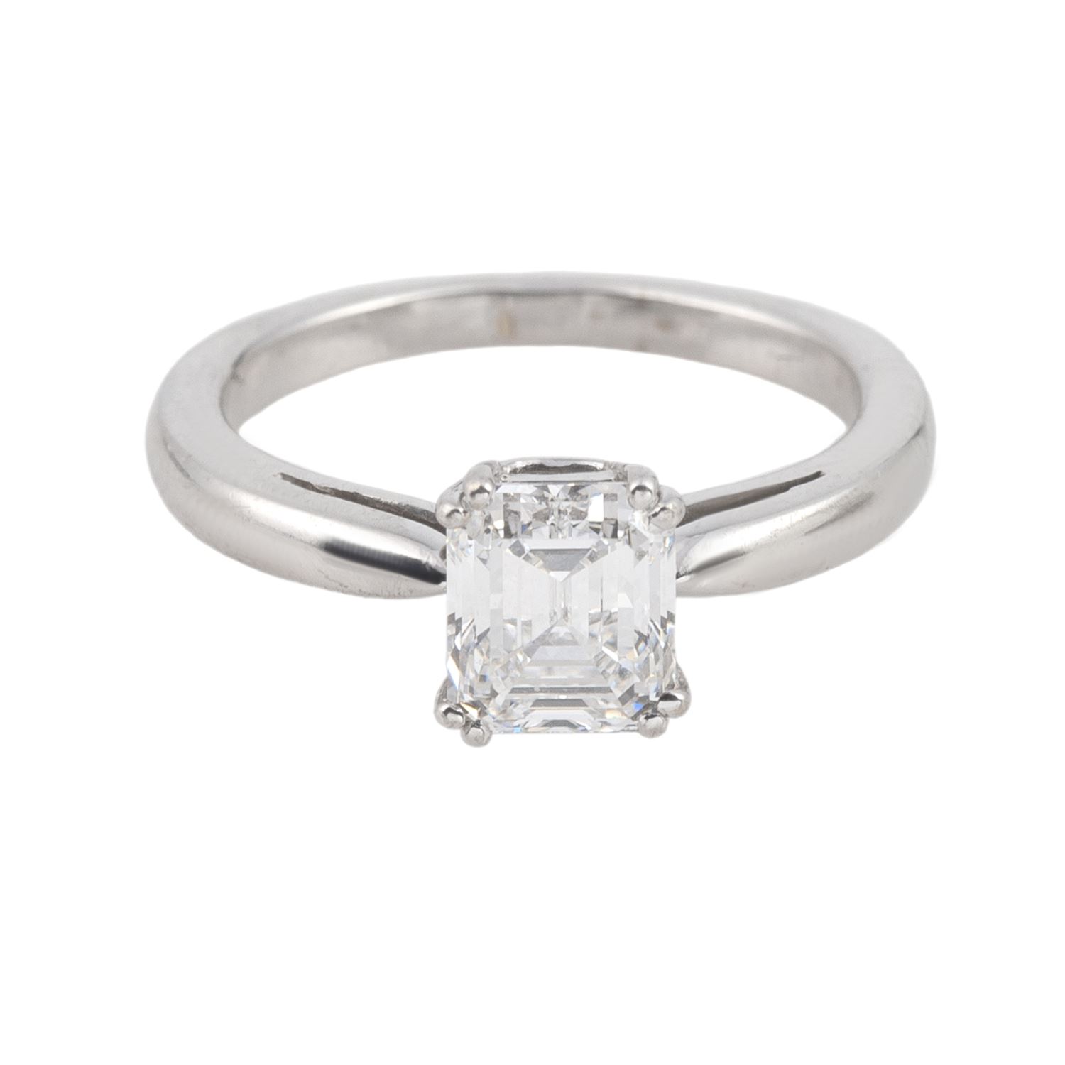 Solitario en oro blanco con brillante color f, pureza vs1 y peso 1,51 ct.