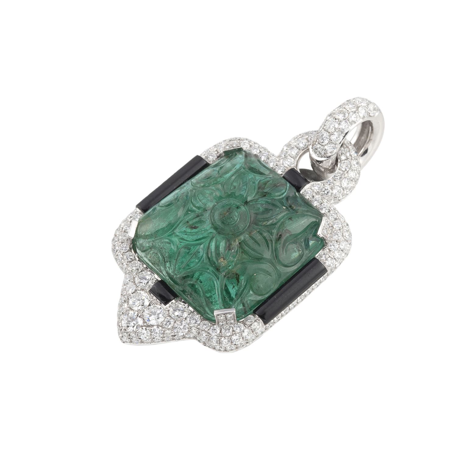 Colgante con esmeralda diamantes y ónice