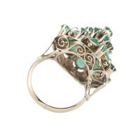 Sortija en oro amarillo con crisoprasas.