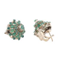 Pendientes en oro amarillo y crisoprasas.