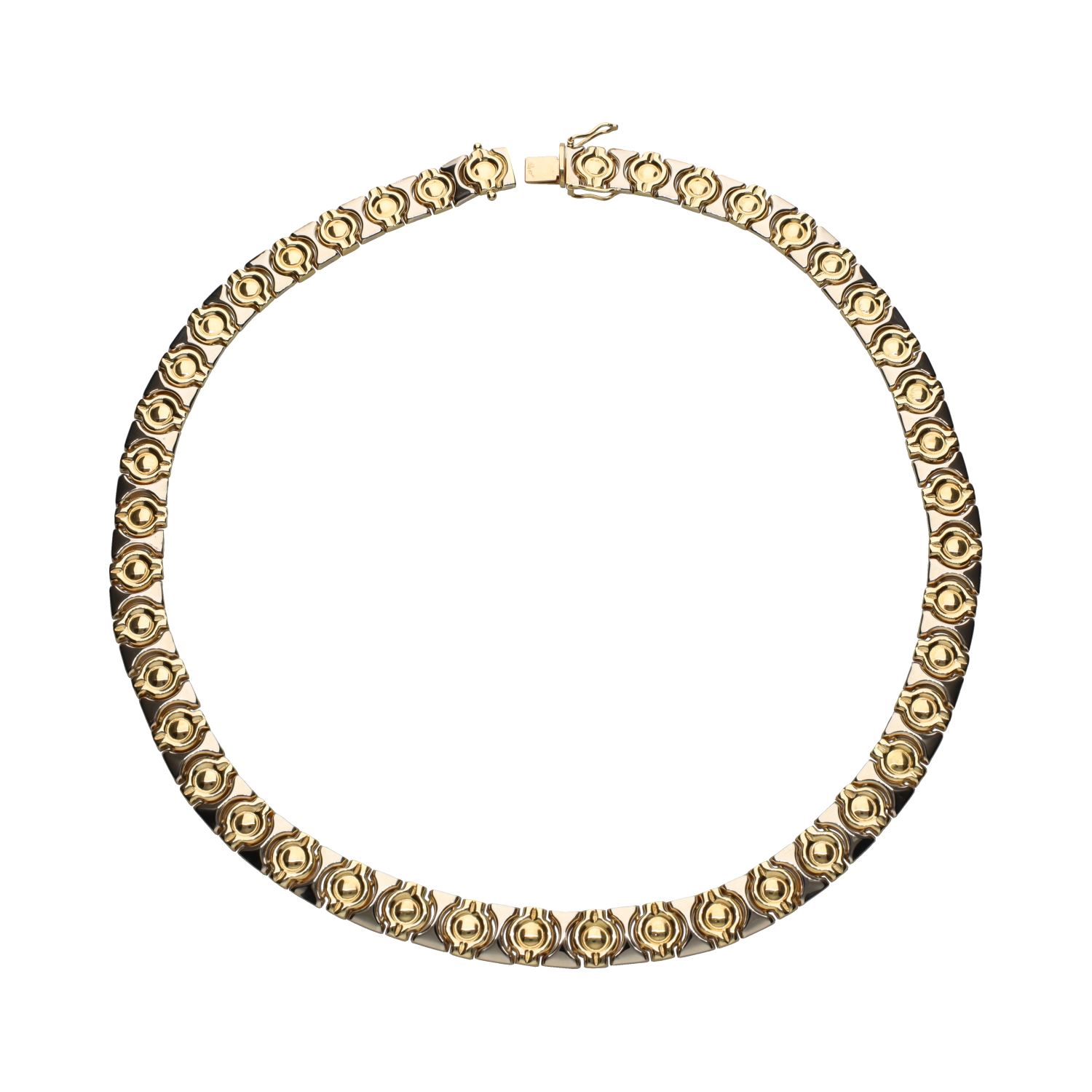 Collar realizado en oro amarillo y oro blanco.