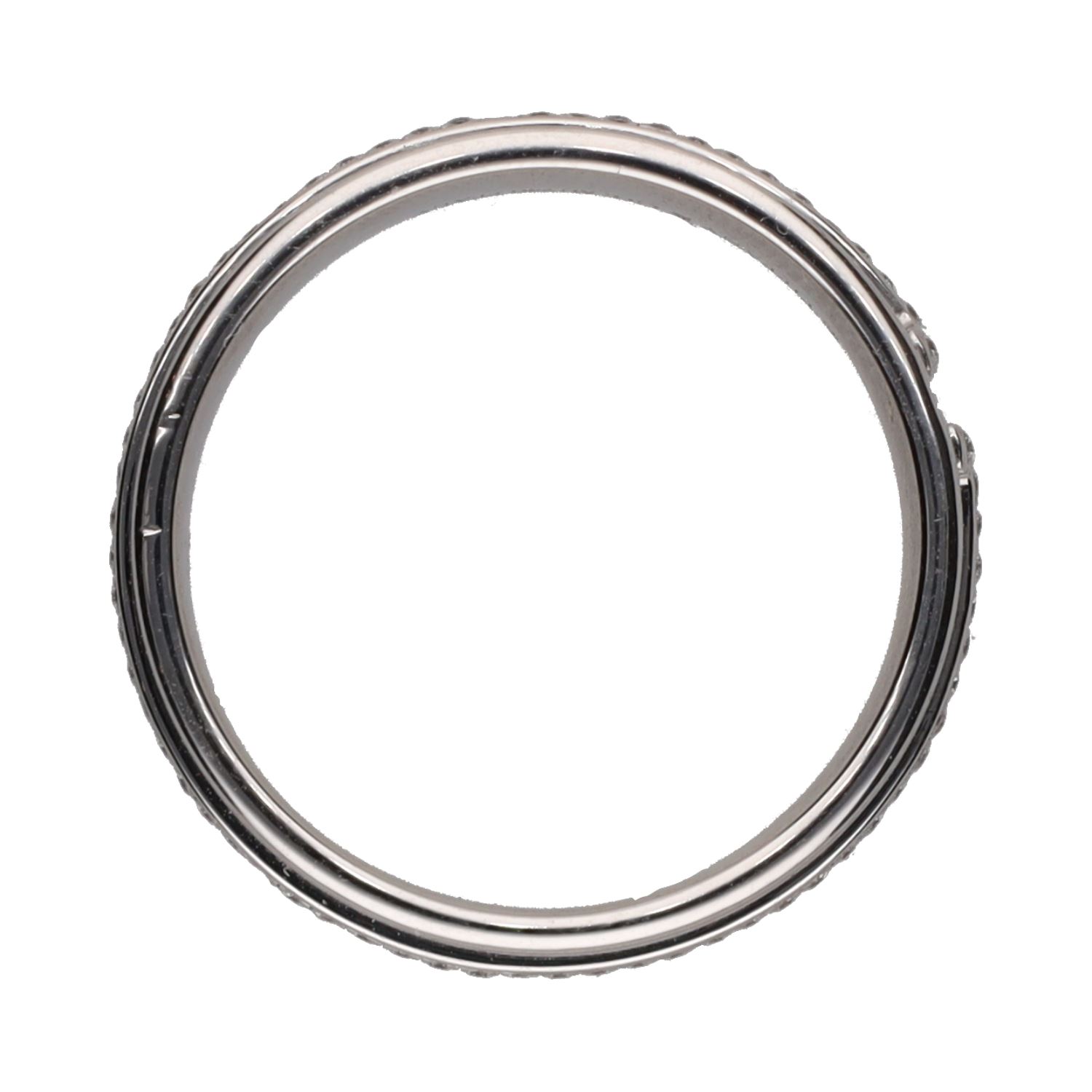 Sortija alianza t de tiffany & co. En oro blanco con brillantes. Talla 17.