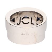 Sortija en oro blanco con zafiros y brillantes. Talla 15.