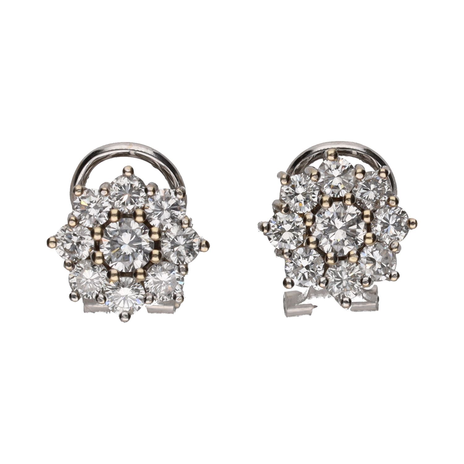 Pendientes en oro blanco con brillantes.