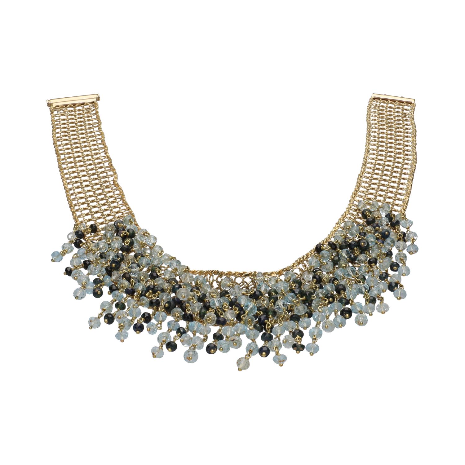 Collar en oro amarillo con bolitas de topacios y zafiros.