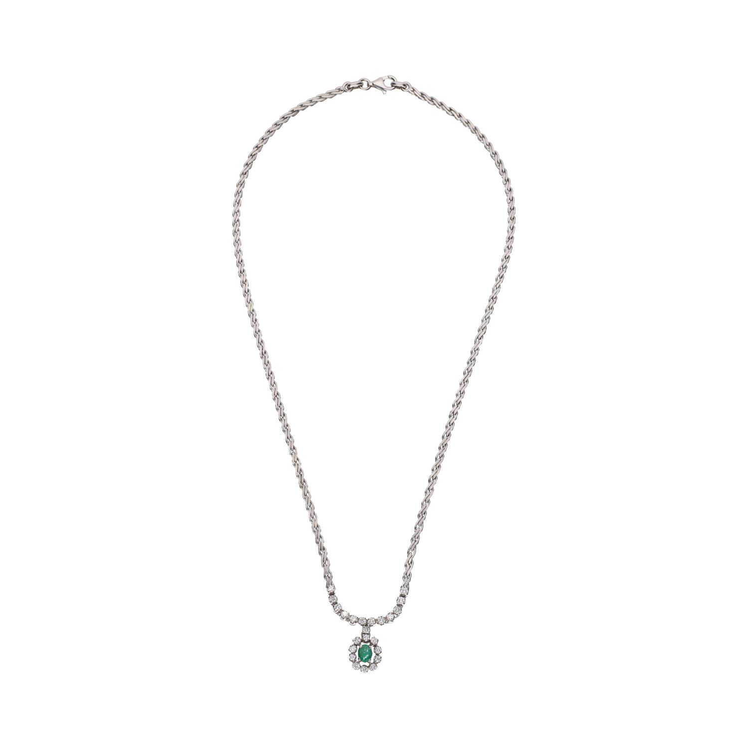 Collar en oro blanco con esmeralda y brillantes.