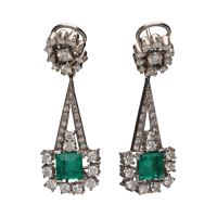 PENDIENTES<BR>PENDIENTES EN ORO BLANCO CON ESMERALDA...