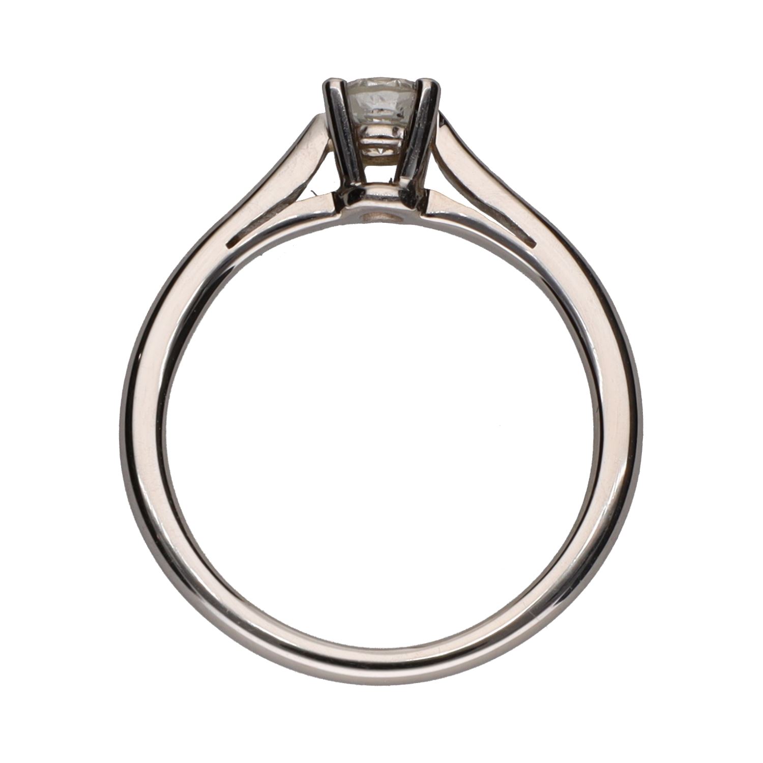 Sortija solitario en oro blanco con un brillante. Talla 12.