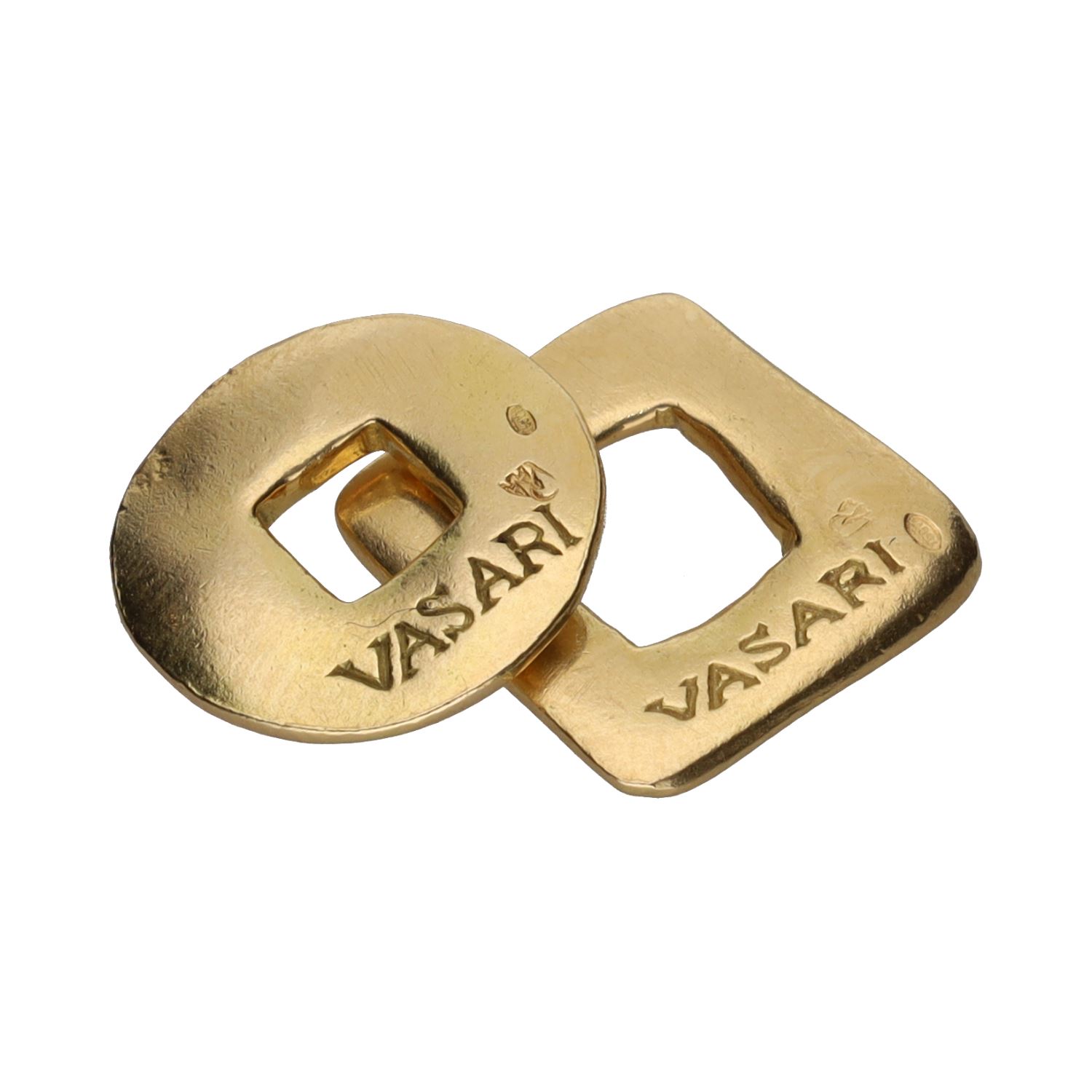 Colgantes firmados por vasari en oro amarillo.
