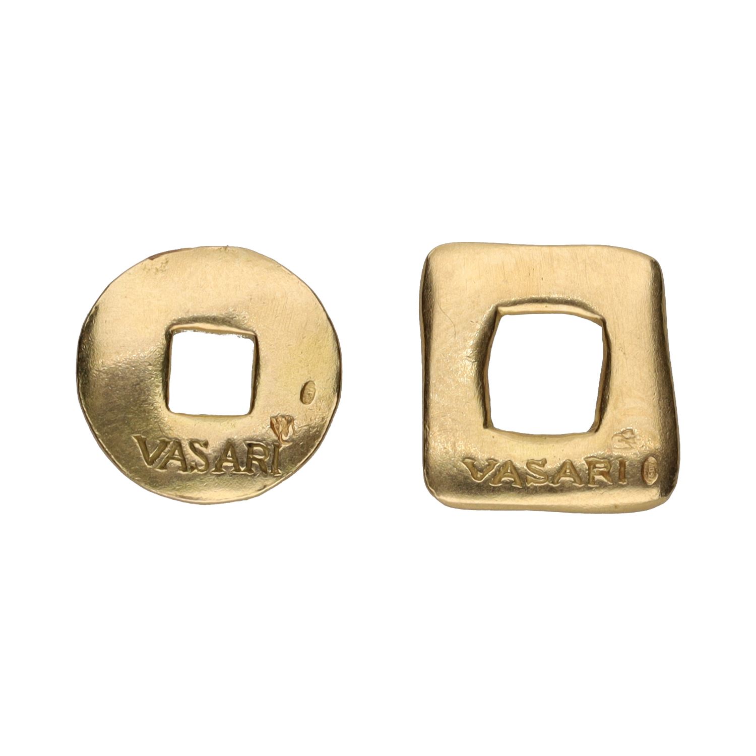 Colgantes firmados por vasari en oro amarillo.