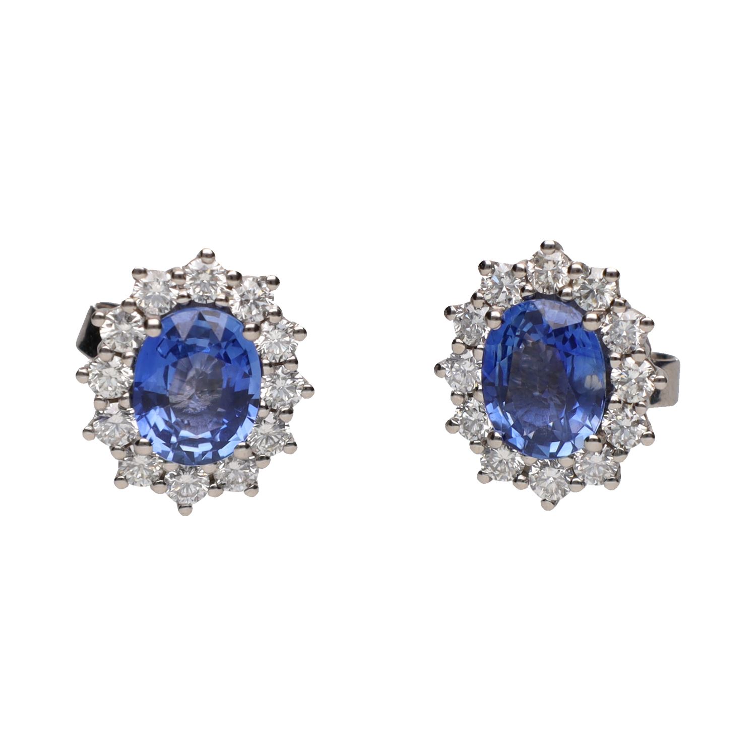 Pendientes en oro blanco con zafiros y brillantes.