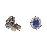 Pendientes en oro blanco con zafiros y brillantes.