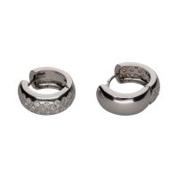 Pendientes argolla ancha en oro blanco con brillantes.