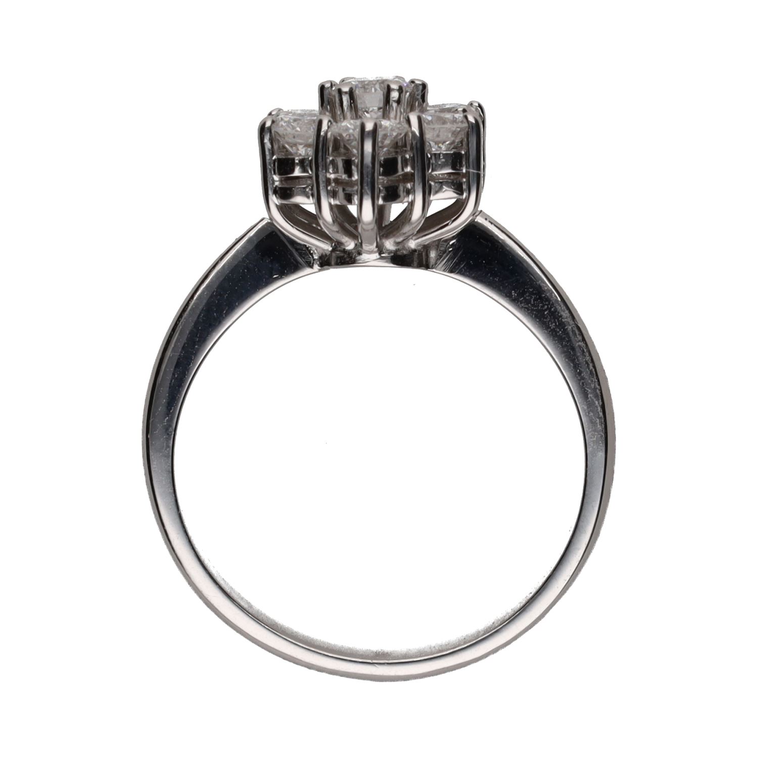 Sortija en oro blanco con brillantes. Talla 12.