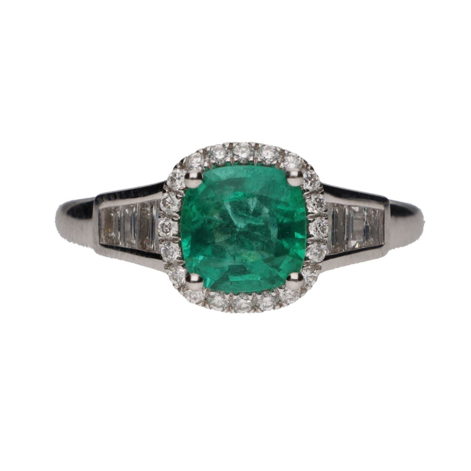 Sortija en oro blanco con esmeralda y brillantes. Talla 14.