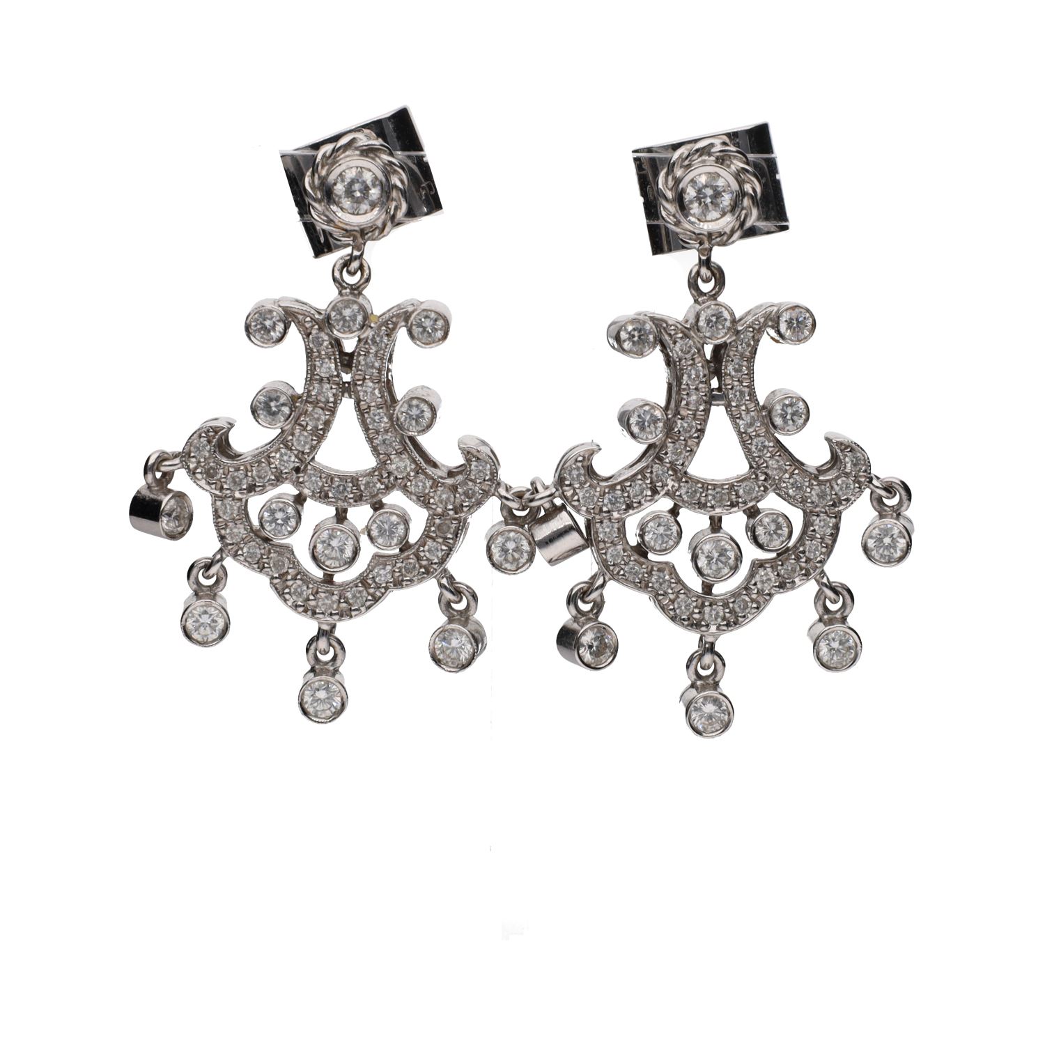 Pendientes en oro blanco con brillantes.