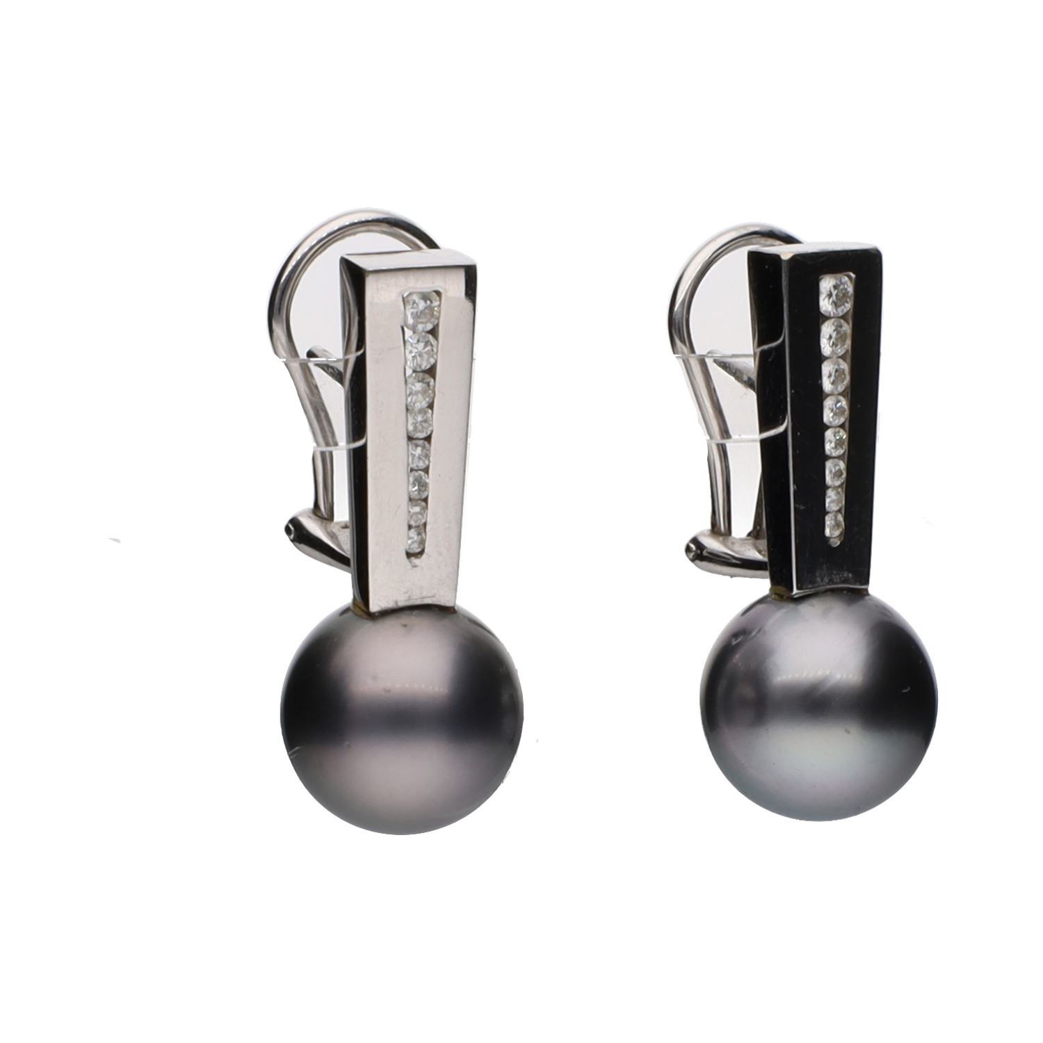 Pendientes en oro blanco con brillantes y perlas tahití.