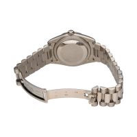 Day date oro blanco president 36mm esfera azul.  