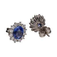 Pendientes en oro blanco con zafiros y brillantes.