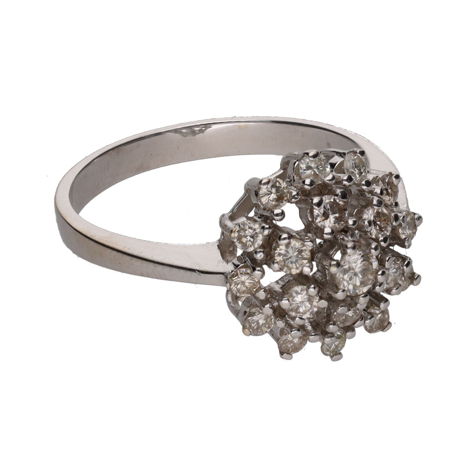 Sortija en oro blanco con brillantes. Talla 17.