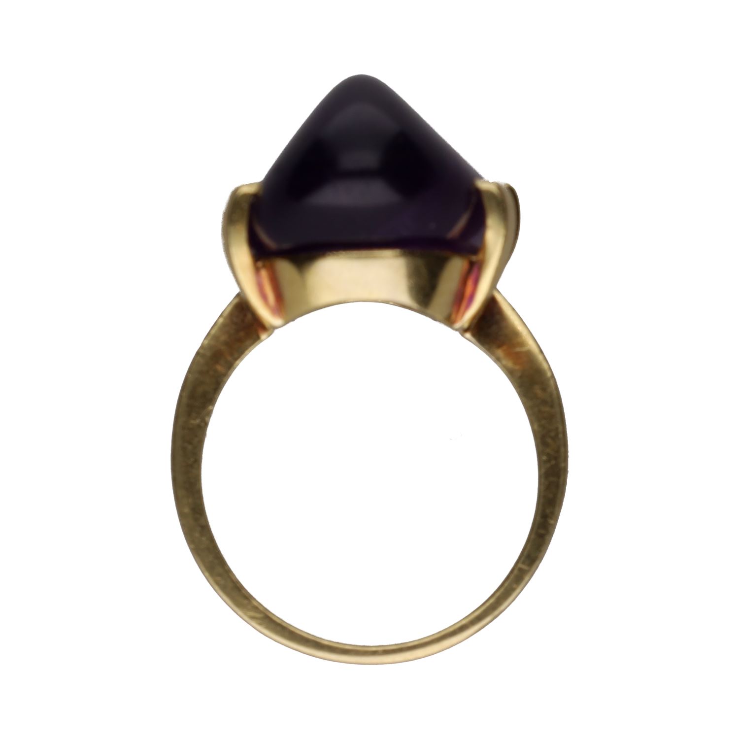 Sortija en oro amarillo con amatista. Talla 13.