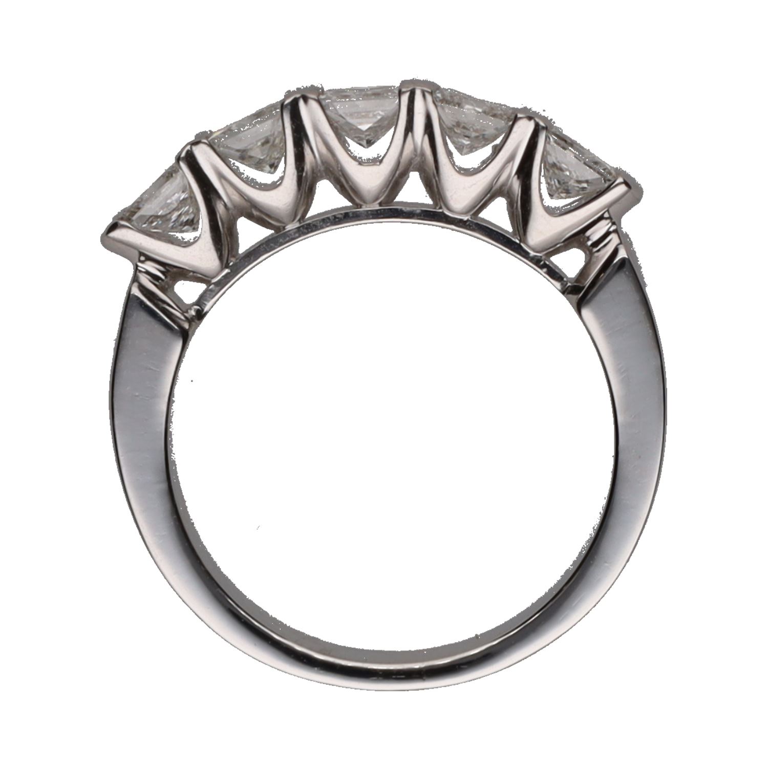 Sortija cinquillo en oro blanco con brillantes princesa. Talla 8.