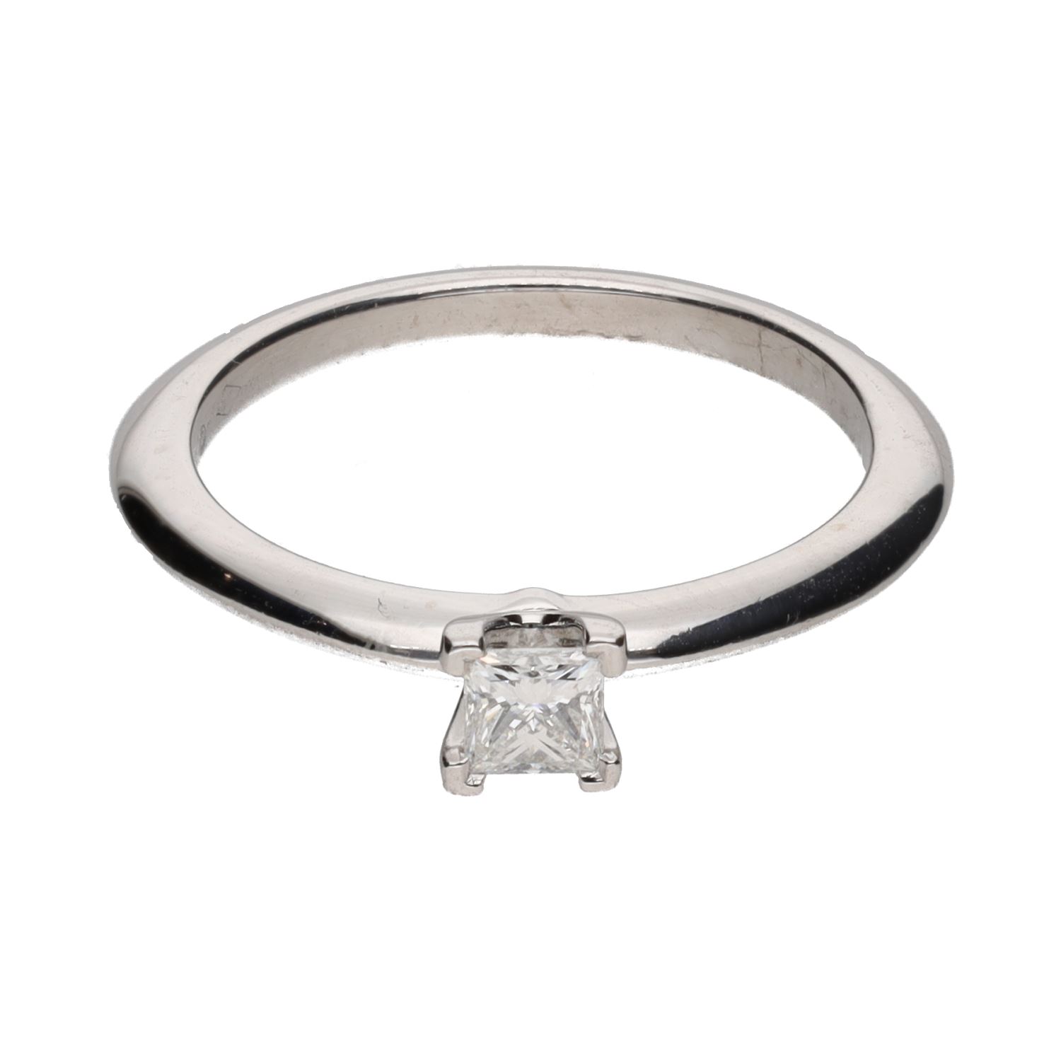 Sortija solitario de tiffany & co. En platino con un brillante 0,20ct. Talla 11.