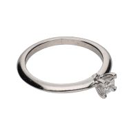 Sortija solitario de tiffany & co. En platino con un brillante 0,20ct. Talla 11.