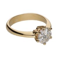 Sortija en oro amarillo con un brillante. Talla 13.