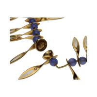 Collar firmado por bagues en oro amarillo con brillantes y zafiros.