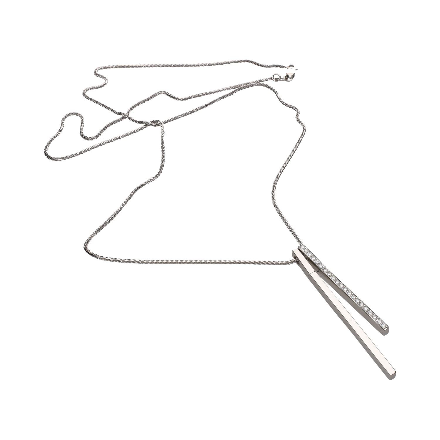 Collar cadena y colgante en oro blanco con brillantes.