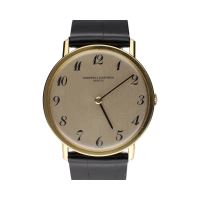 Clásico 7811 años 70s oro amarillo 33mm.  