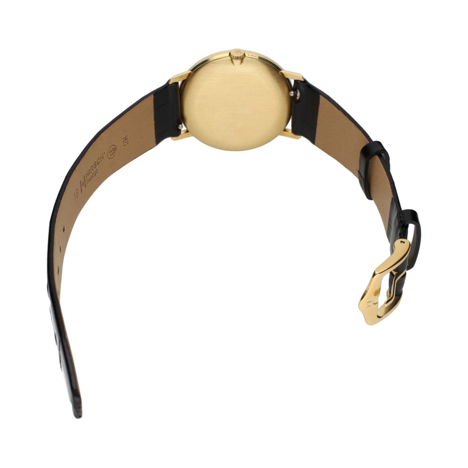 Clásico 7811 años 70s oro amarillo 33mm.  