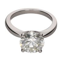 Sortija solitario en platino con un brillante de 3,13ct.  Talla 12.