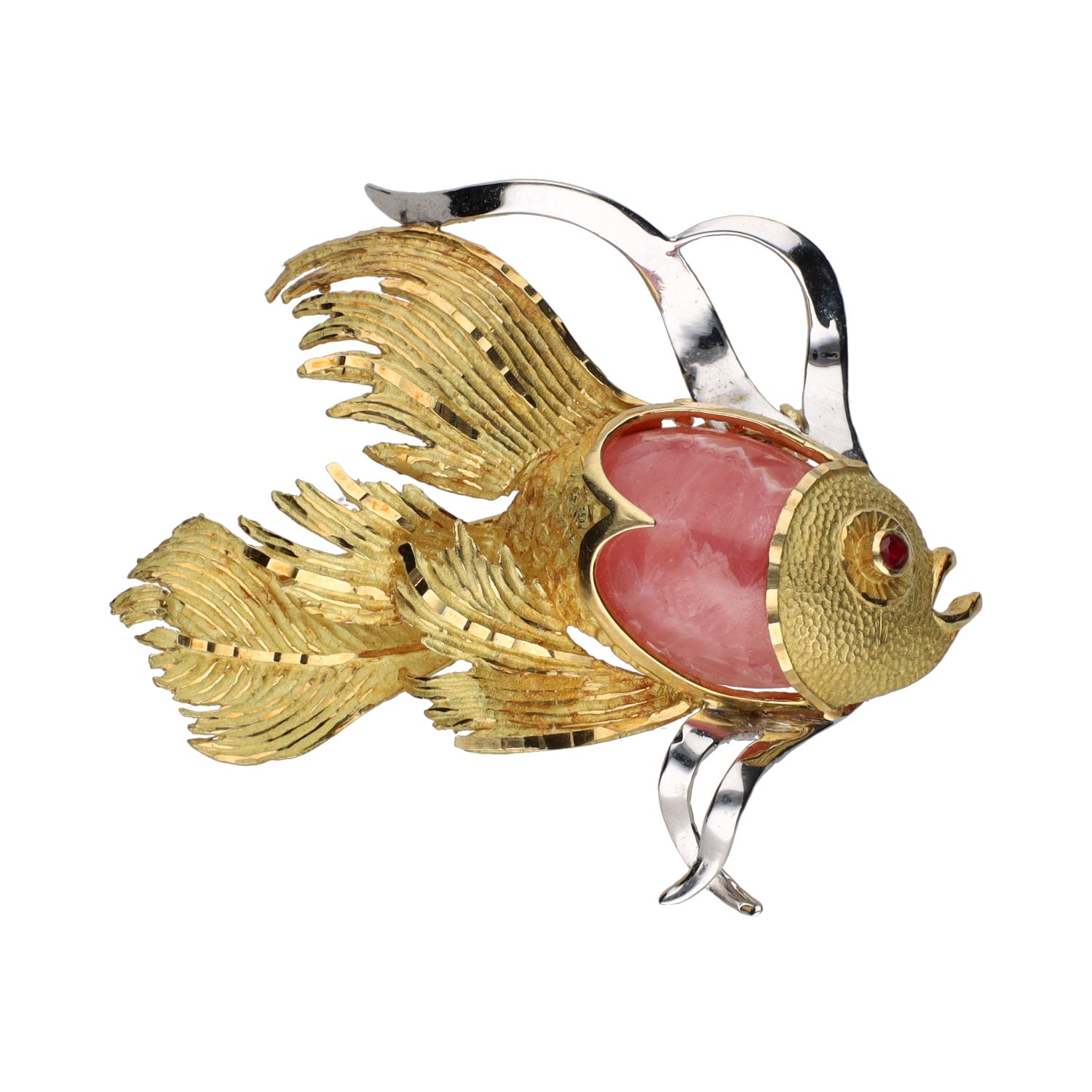 Broche con forma de pez en oro amarillo y oro blanco.