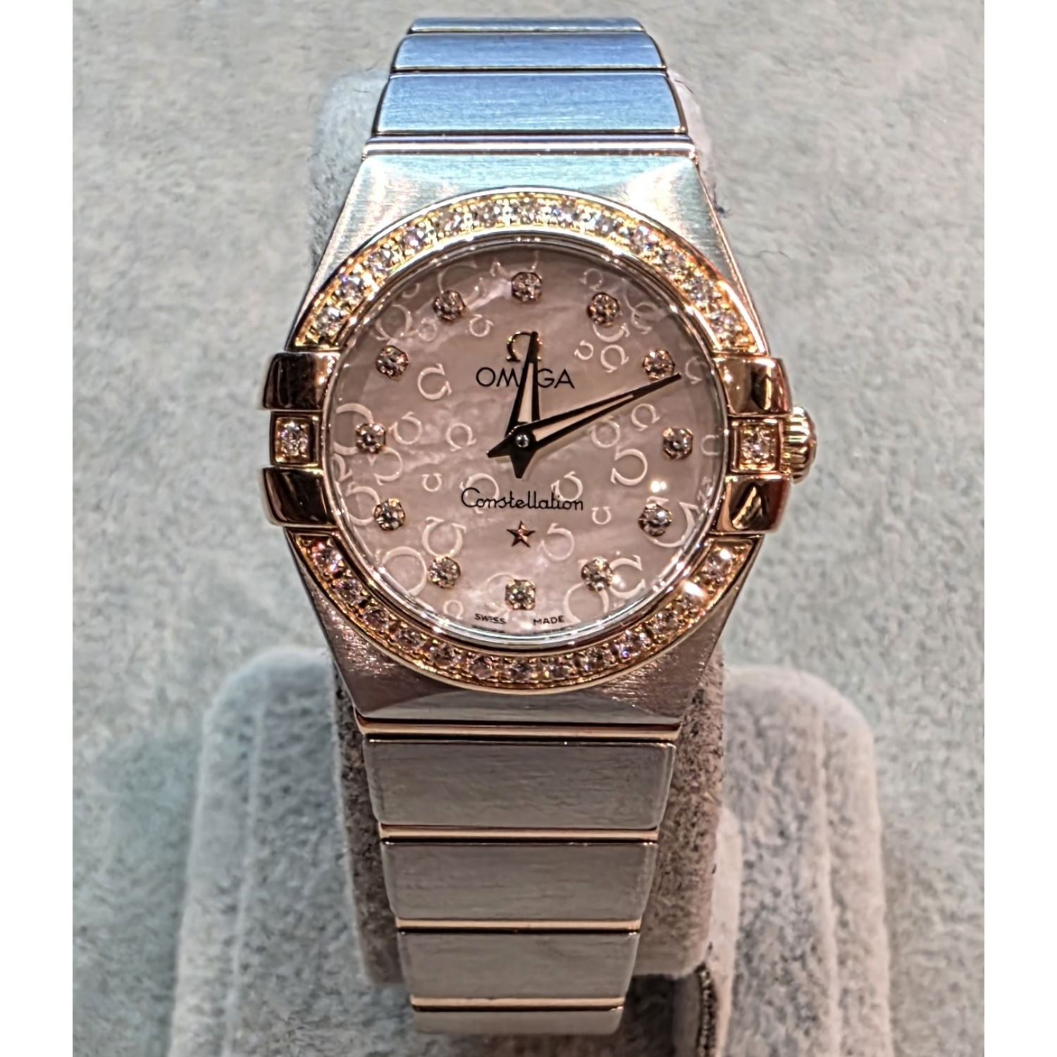 Constellation diamonds acero y oro rosa señora quartz 24mm.   